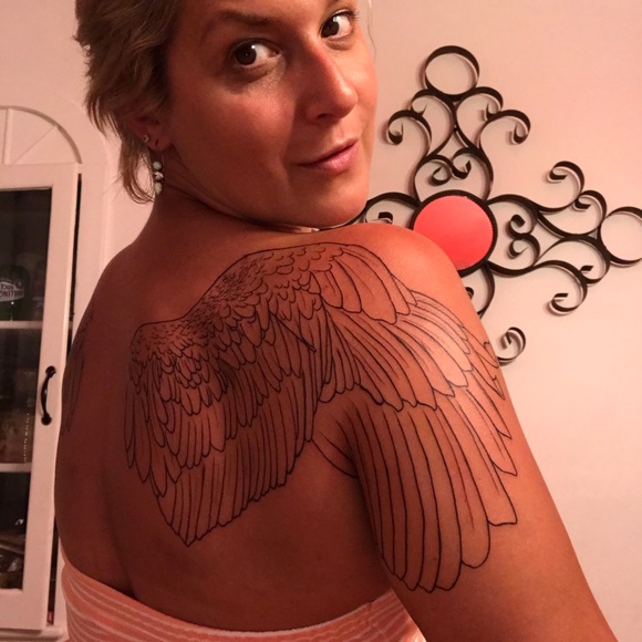 Meet your Posher, Carrie - Picture 5 of 16